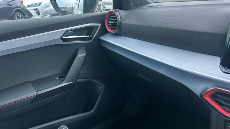 SEAT Arona 1.0 TSI 110 FR Edition 5dr Petrol Hatchback